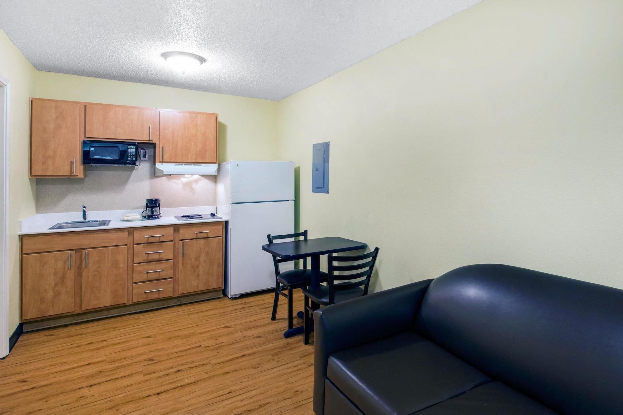 Hotel Suburban 2*
