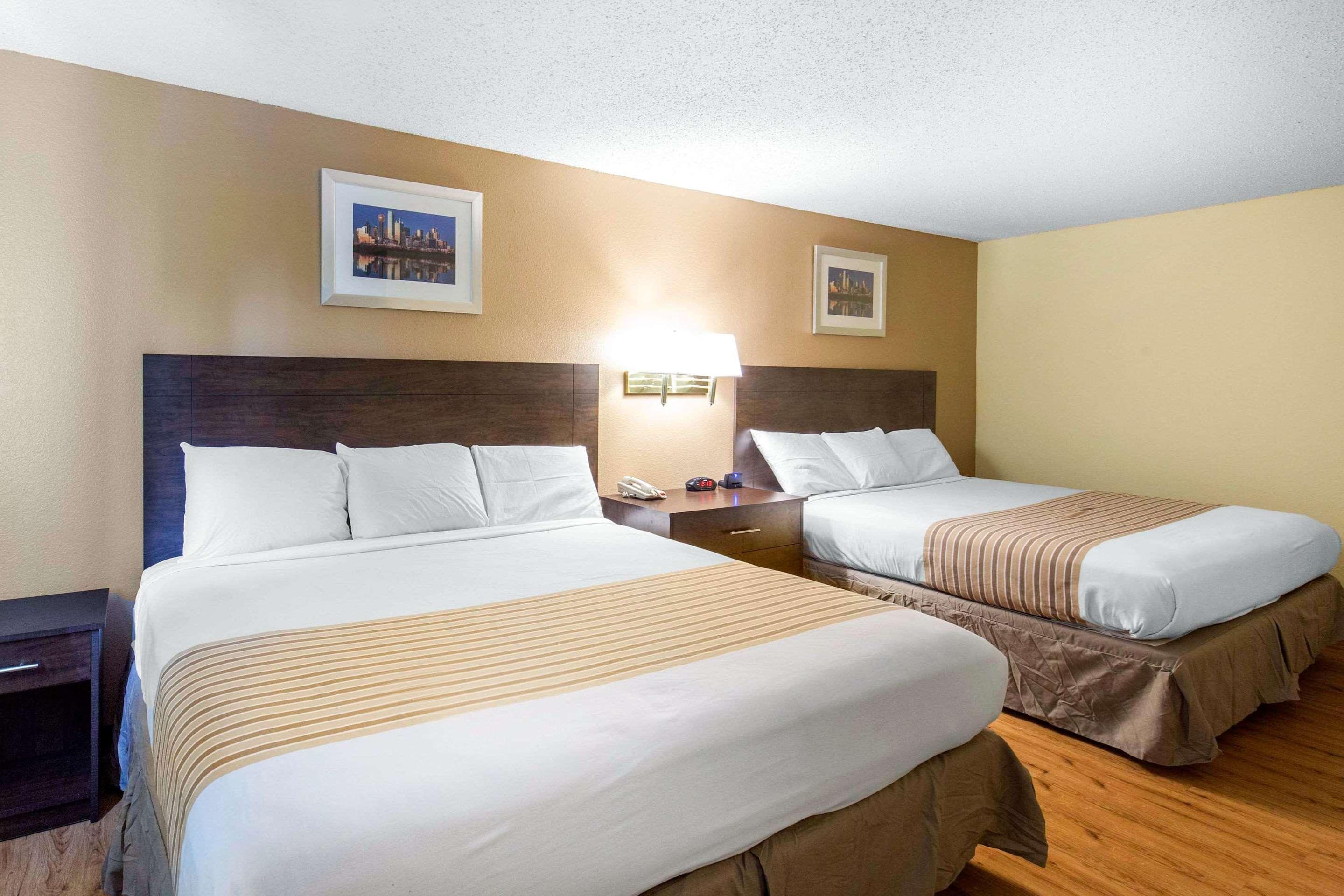 Suburban Hotel