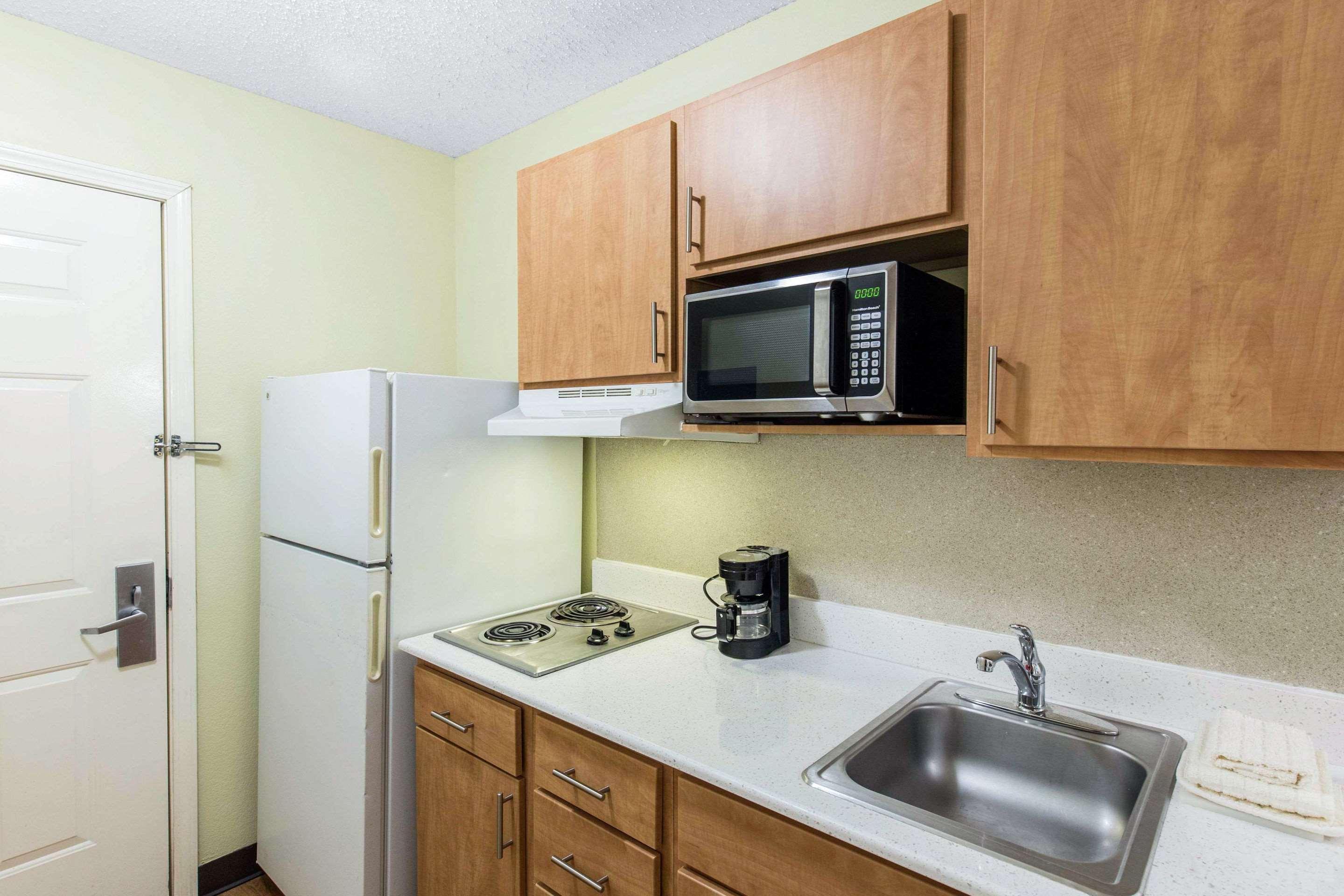 Hotel Suburban 2*
