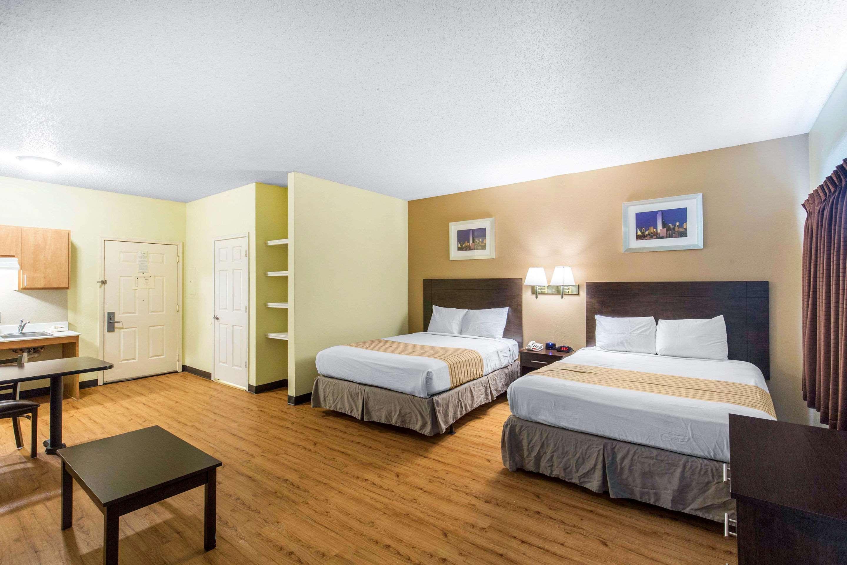 Hotel Suburban 2*