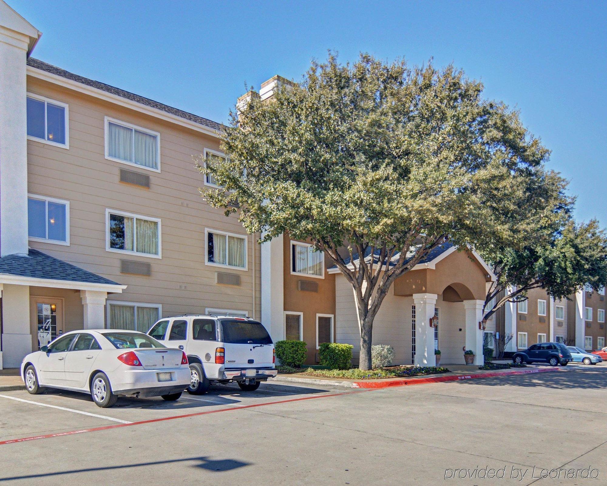 Hotel Suburban