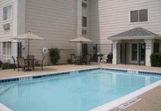 Hotel Suburban Lewisville